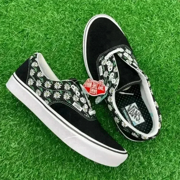 Vans Other - Vans Comfycush Era Scribble Flower